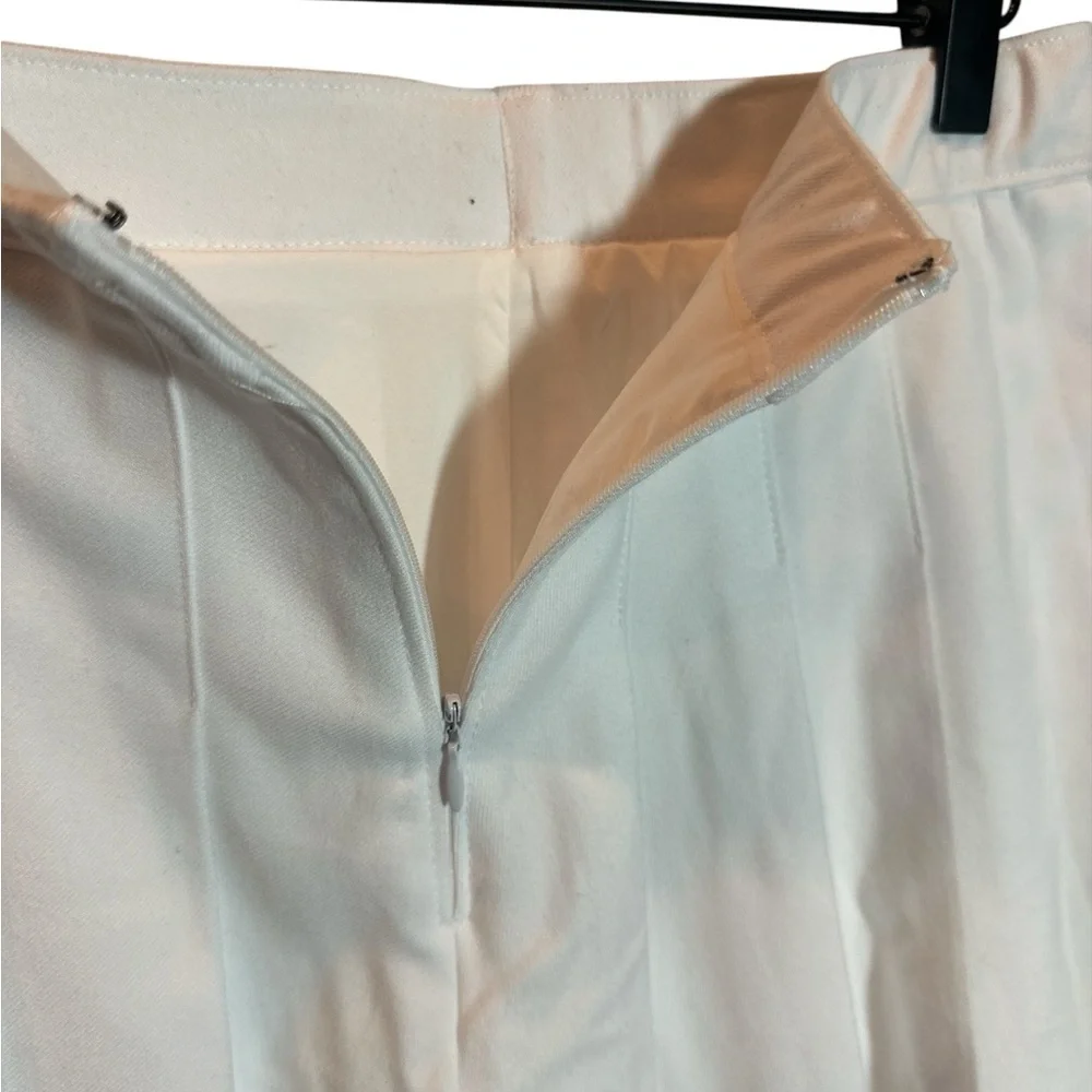 Hollister White Women's Lined Activewear Costal Pleated Skirt Sz Medium